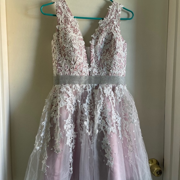 Homecoming dress - Picture 2 of 5
